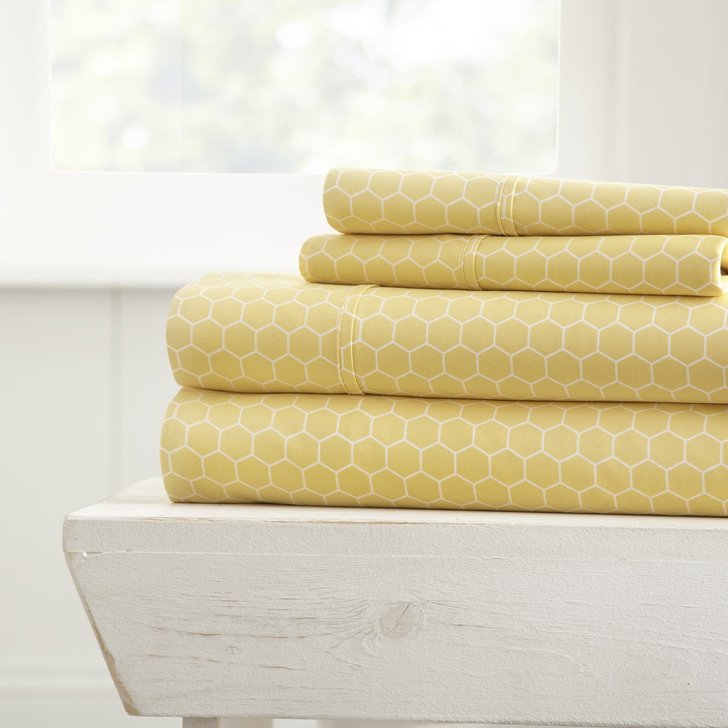 Honeycomb Pattern 4-Piece Sheet Set