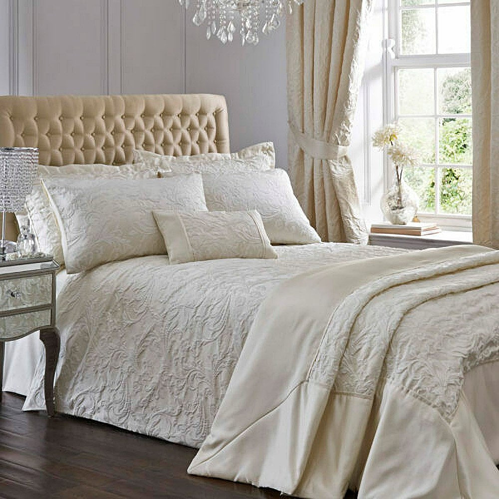 Spencer Ivory Duvet Set