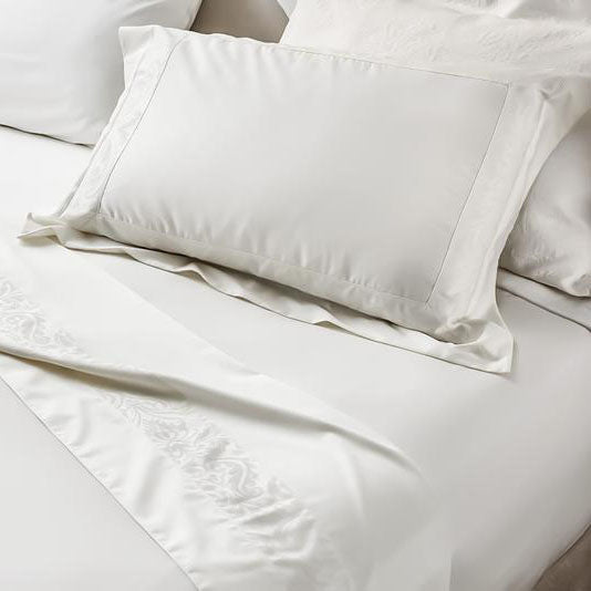 Off-White Flat Sheet Set